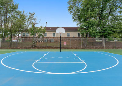 Basketball court at Creekside Apartments